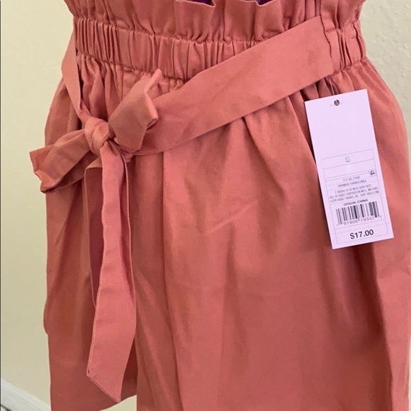 Wild Fable bottom shorts  & A New Day tops - Picture 2 of 5